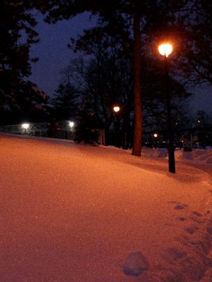 6pm, snow,outside, orang,blue,black