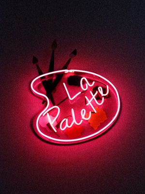 7pm, neon,inside, red,black,white