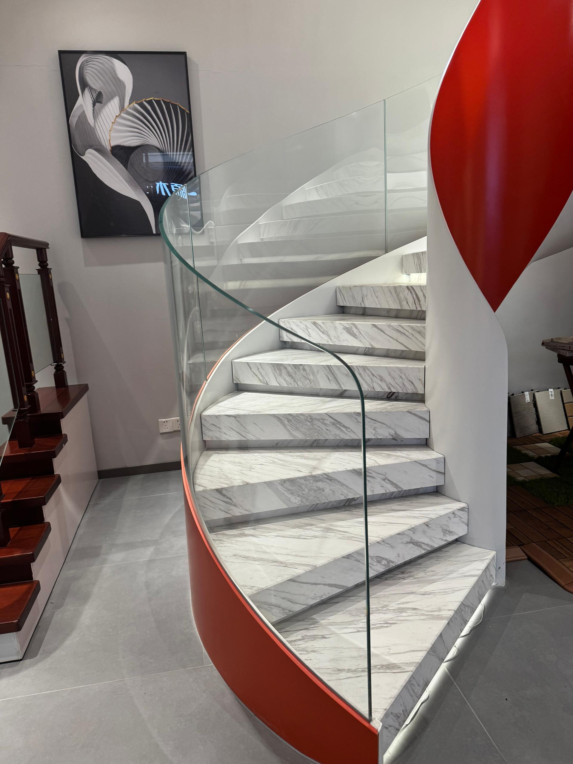 Frameless Glass & Structural Stairway