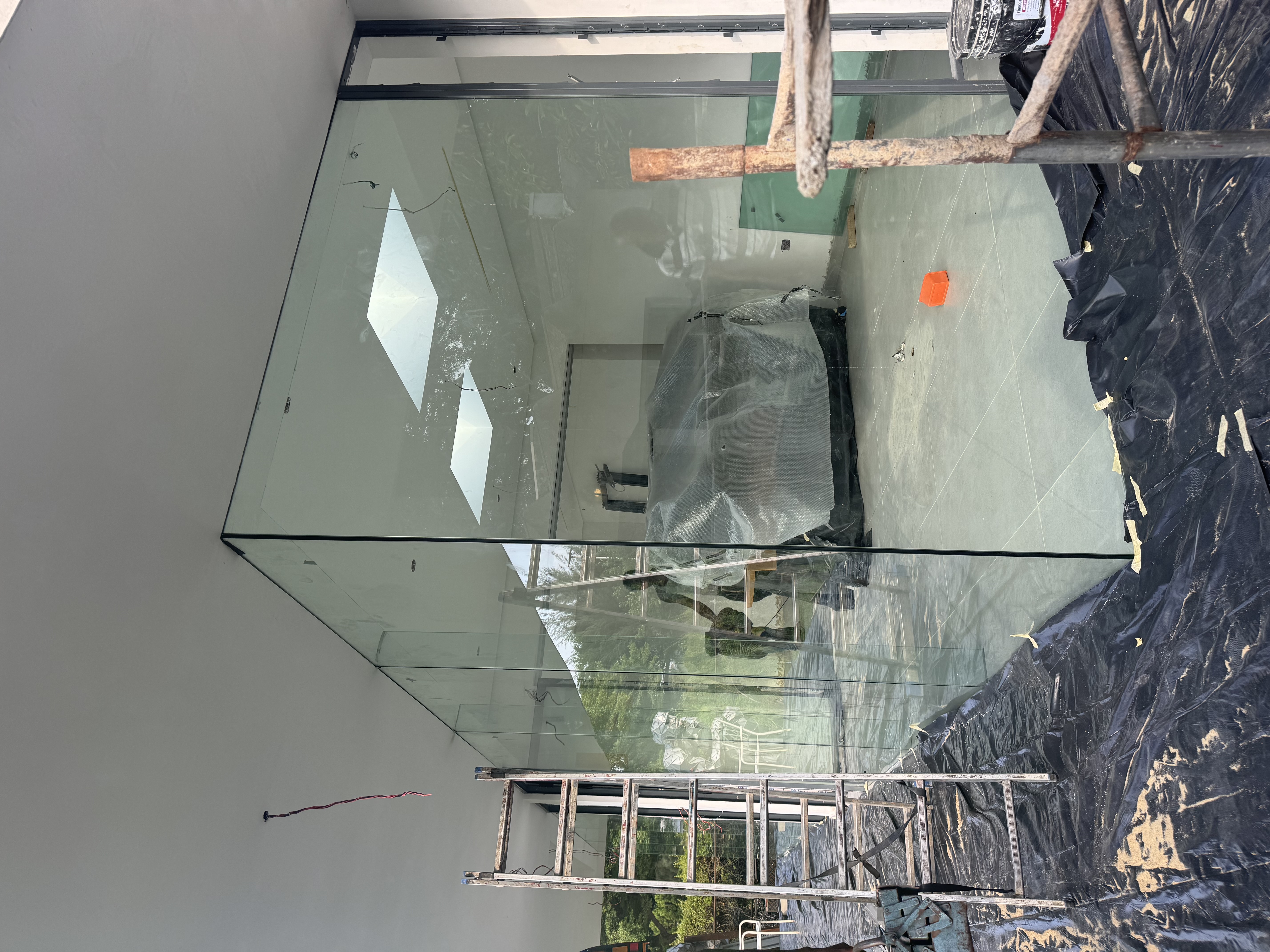 Frameless Glass-on-Glass Executive Suite