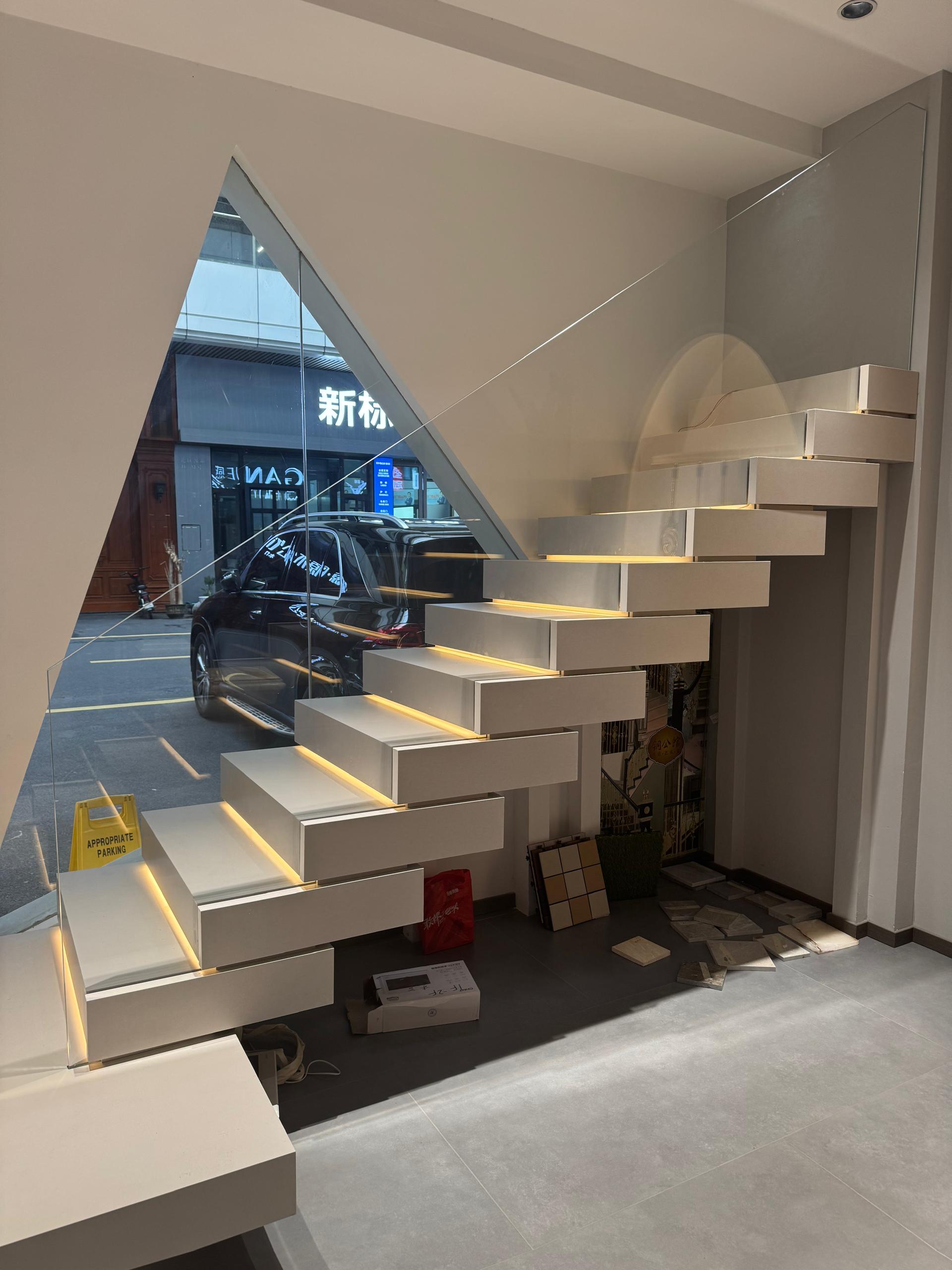 12mm clear glass Spiral staircase railings
