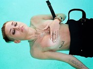 Голая актриса, певица Miley Cyrus фото, эротика, картинки - фотосессия из мужского журнала GQ на Xuk.ru! Фото 52