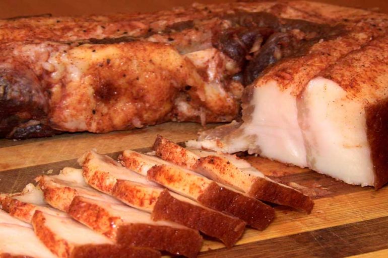 Сало в шелухе Секреты приготовления вкусного сала в луковой шелухе