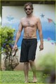 Gerard Butler: Hawaiian Holiday! - gerard-butler photo Gerard Butler: Hawaiian Holiday! - gerard-butler photo