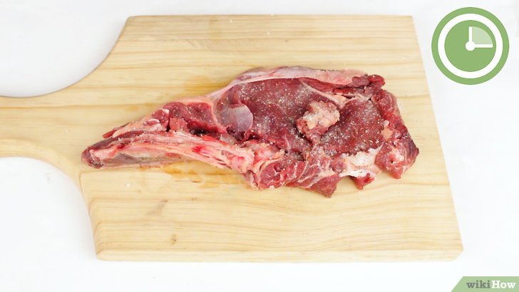 Изображение с названием Cook Steak in a Frying Pan Step 4