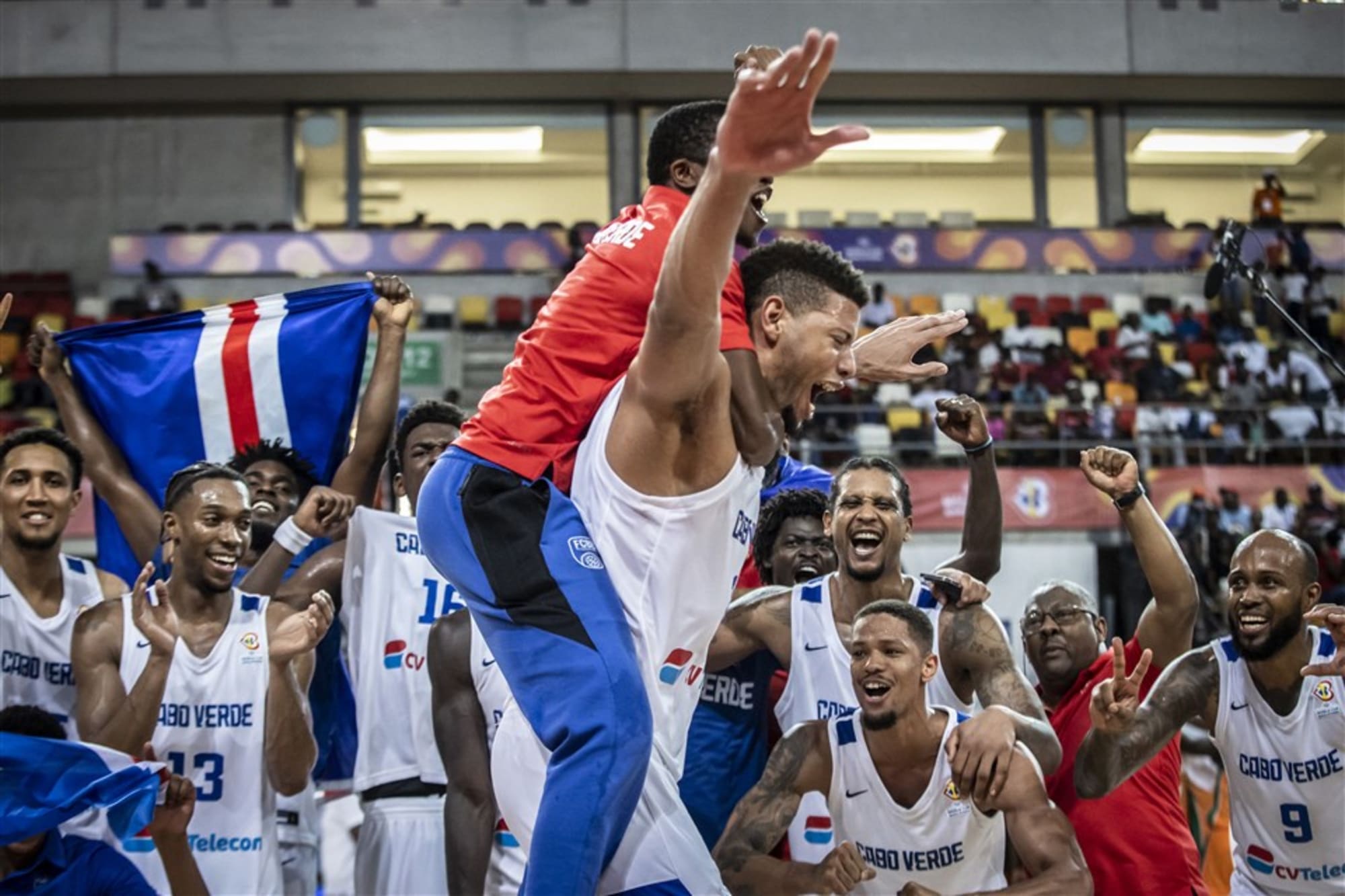 www.fiba.basketball