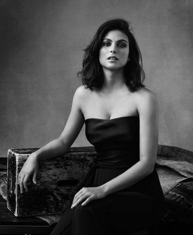 Morena Baccarin Hot