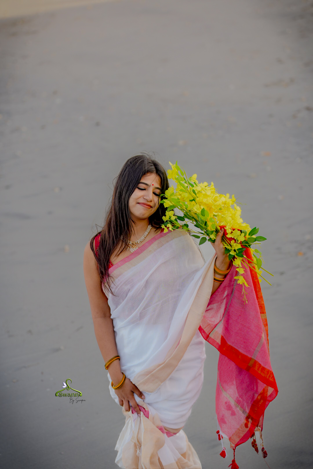 MUL COTTON WHITE&RED