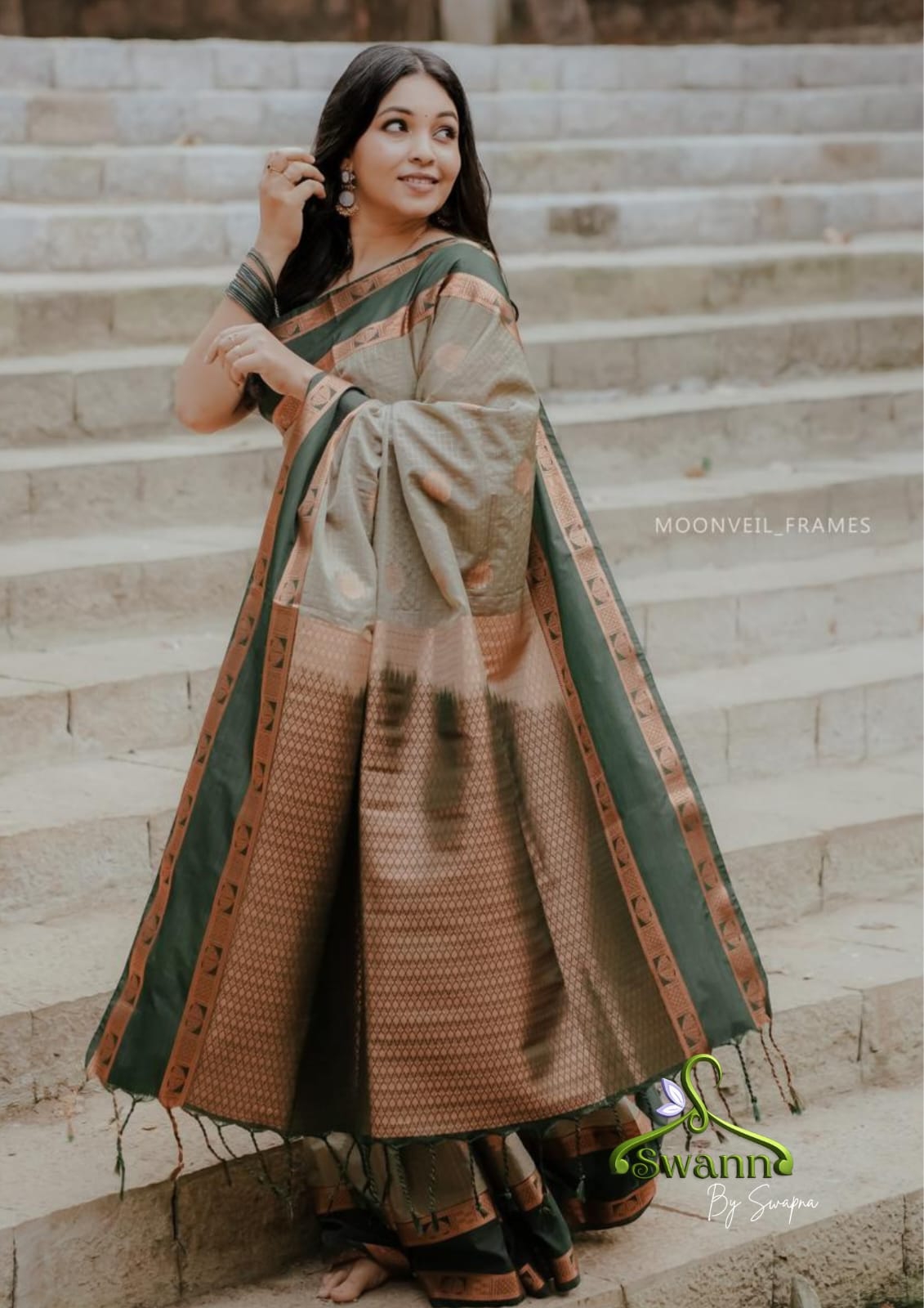 VINTAGE TRADITIONAL SAREES