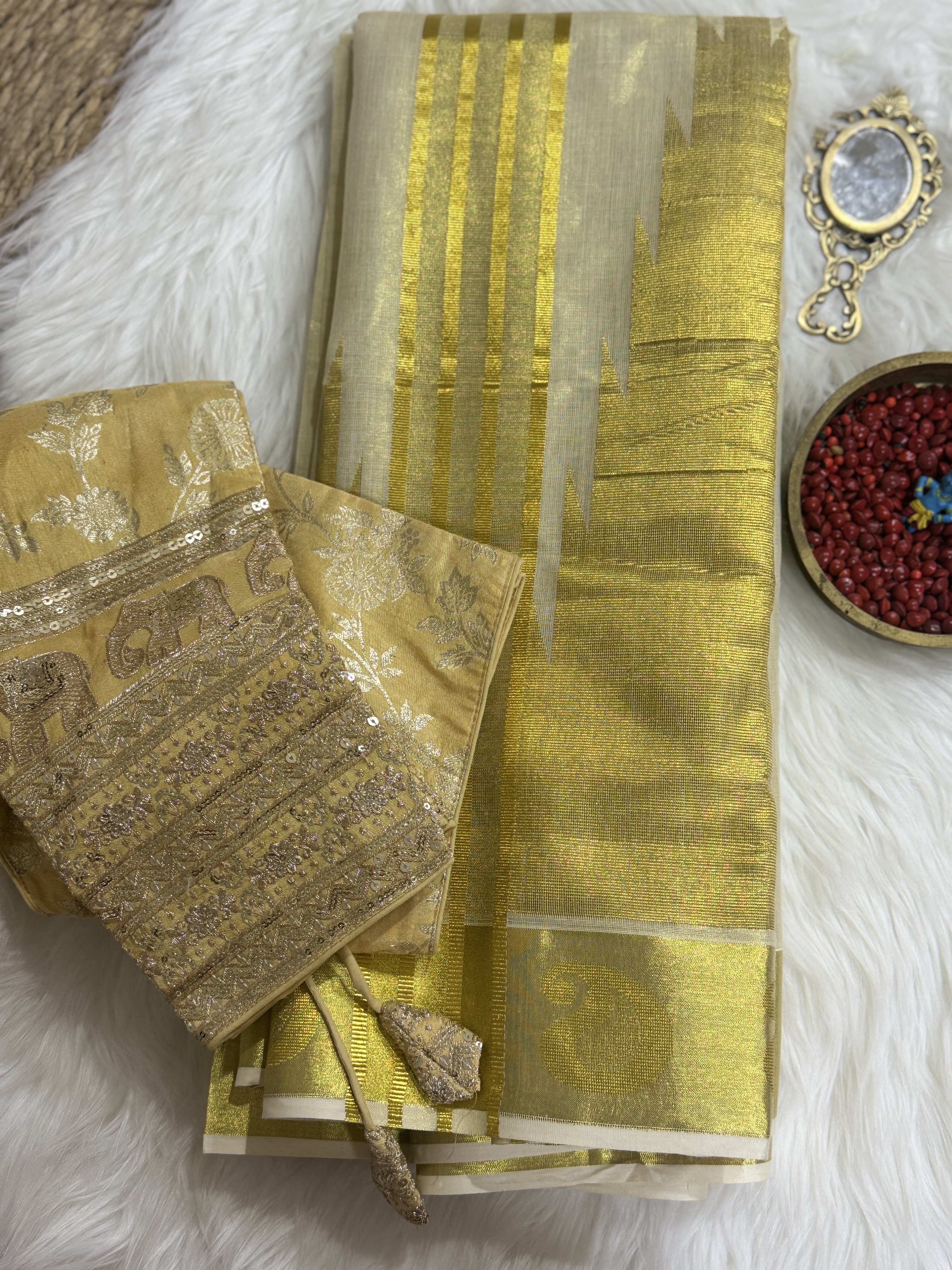 Temple Border Saree with Dola Silk Blouse