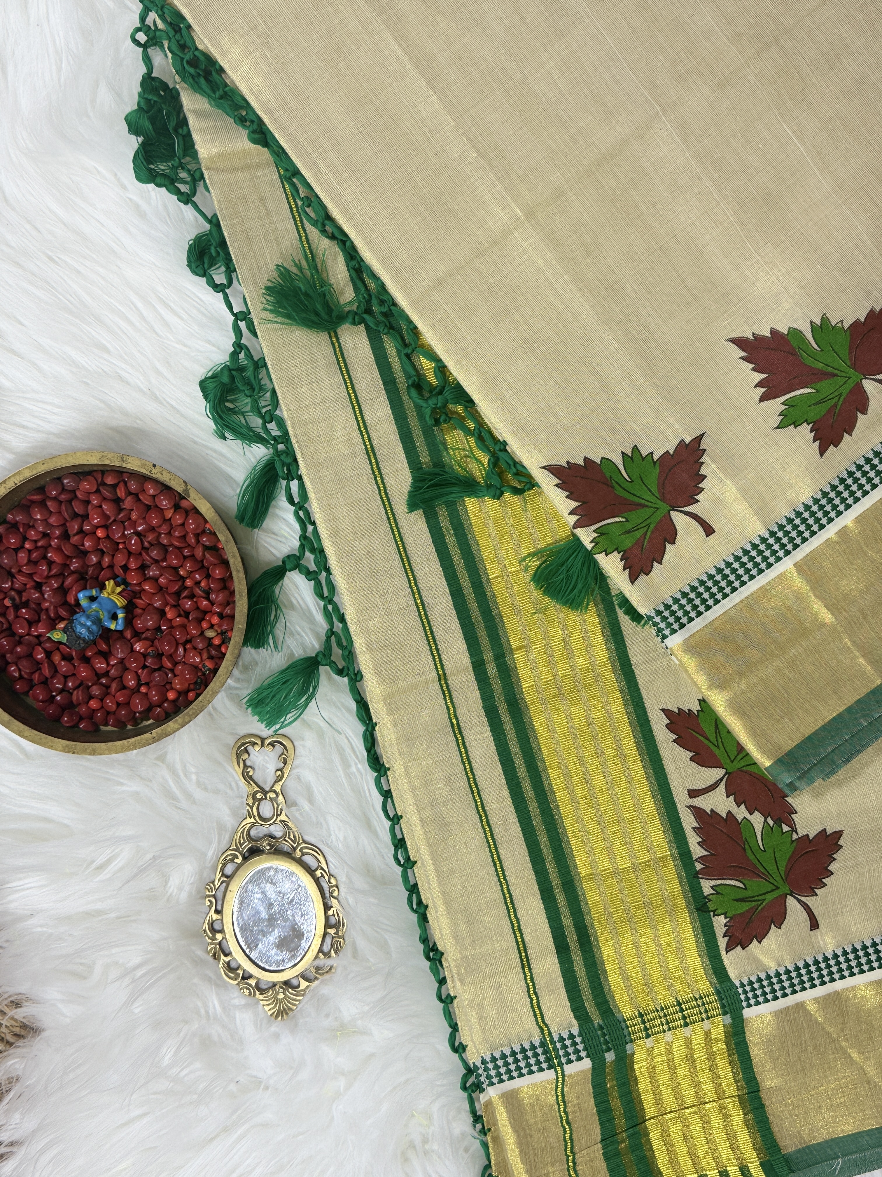 Tissue Saree with Elegant Design