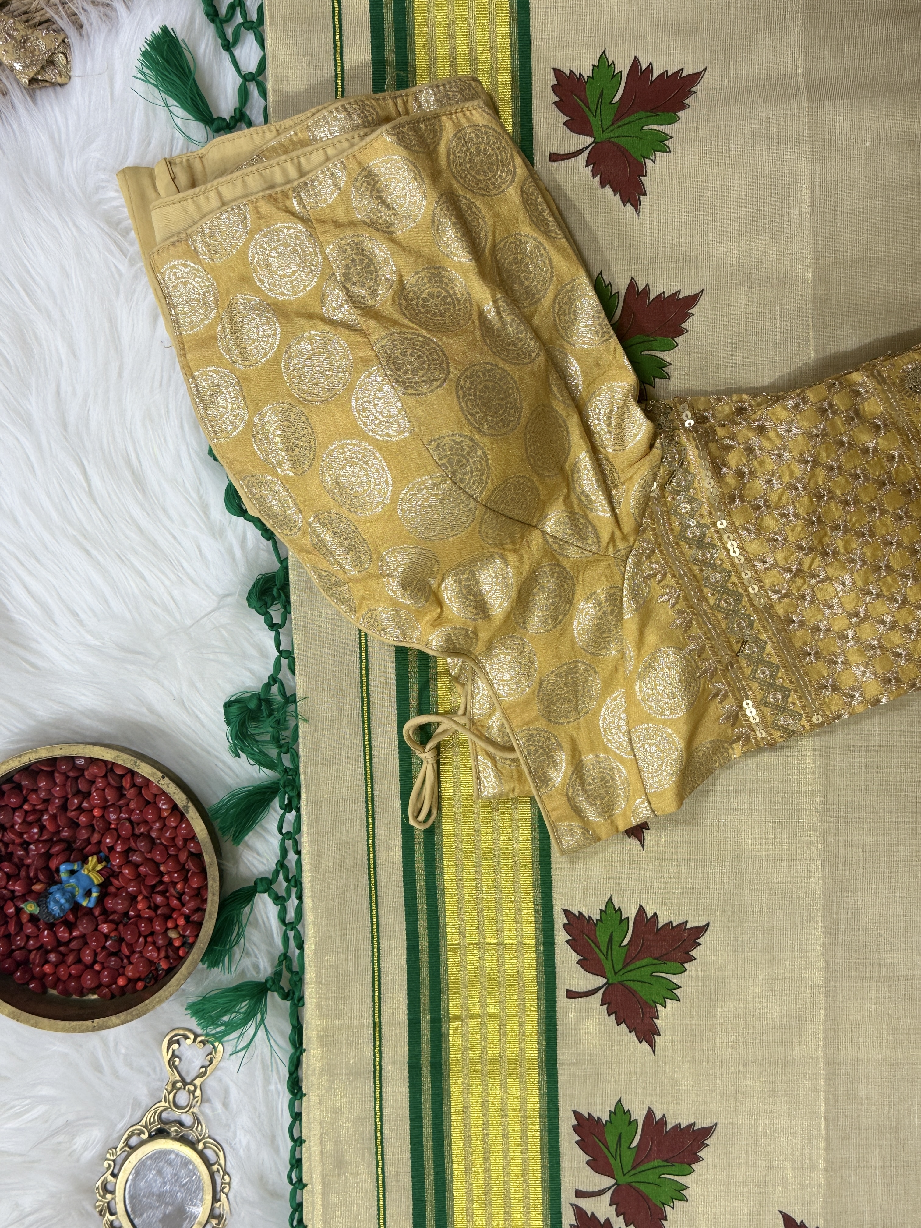 Tissue Saree with Elegant Design