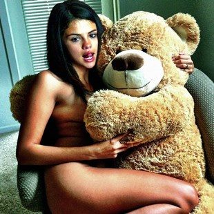 Selena Gomez Set To Star In “Ted 3”