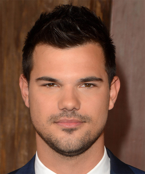 Taylor Lautner Short Straight Hairstyle