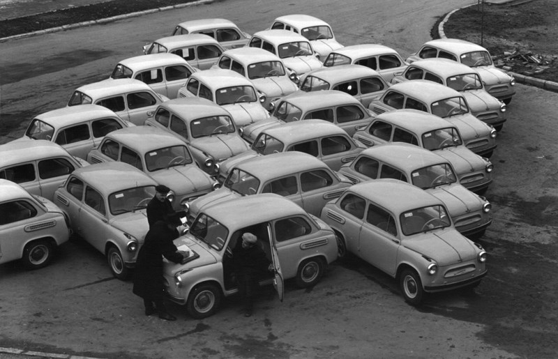 Новые «Запорожцы». 1960 год. Фото: Николай Рахманов