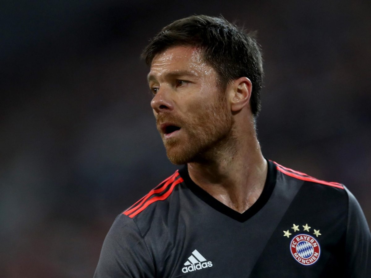 Xabi Alonso футболист