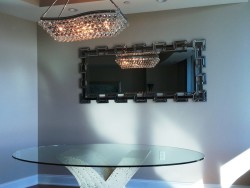 Eleet Glass & Mirror