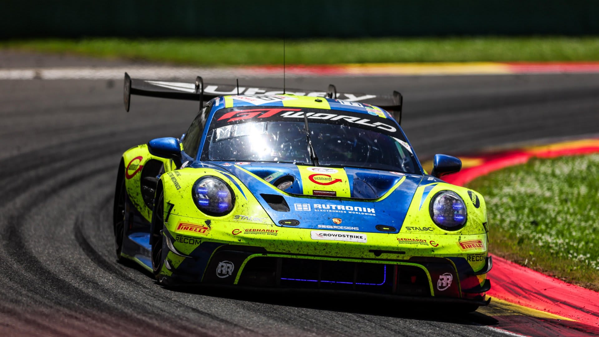 Superb second-place finish for Porsche customer team Rutronik