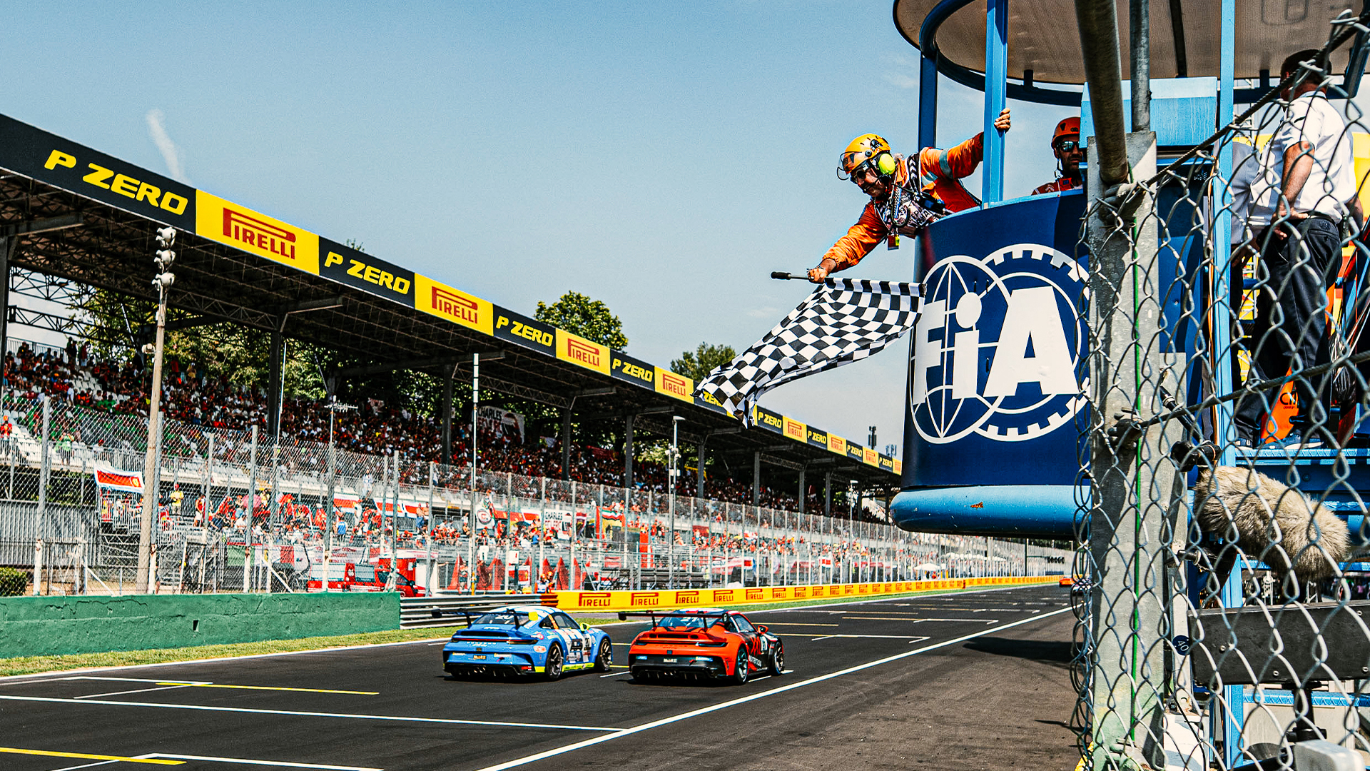 Porsche Mobil 1 Supercup