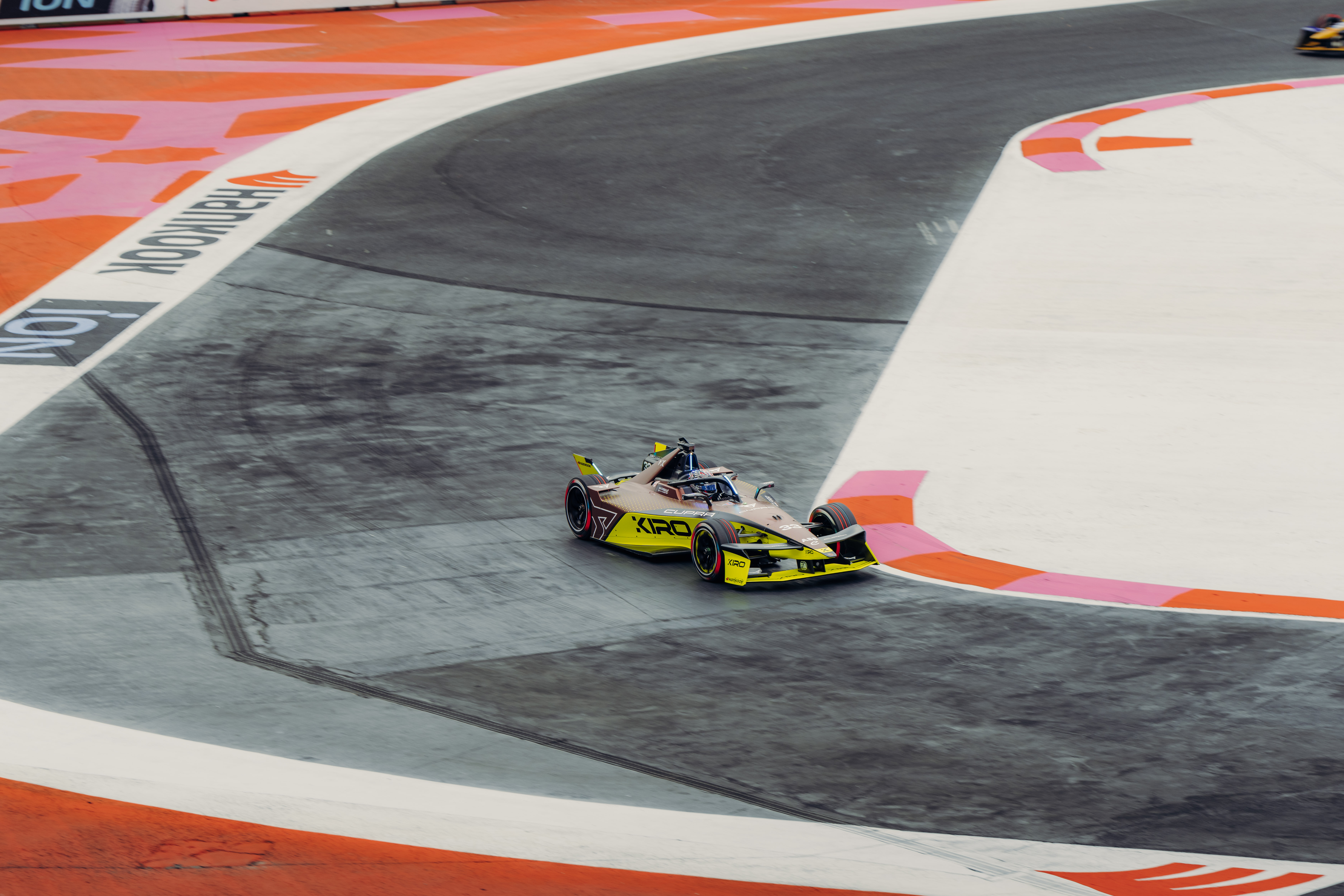 TAG Heuer Porsche Formula E Team secures superb double