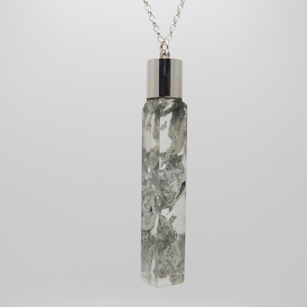 column pendant 18