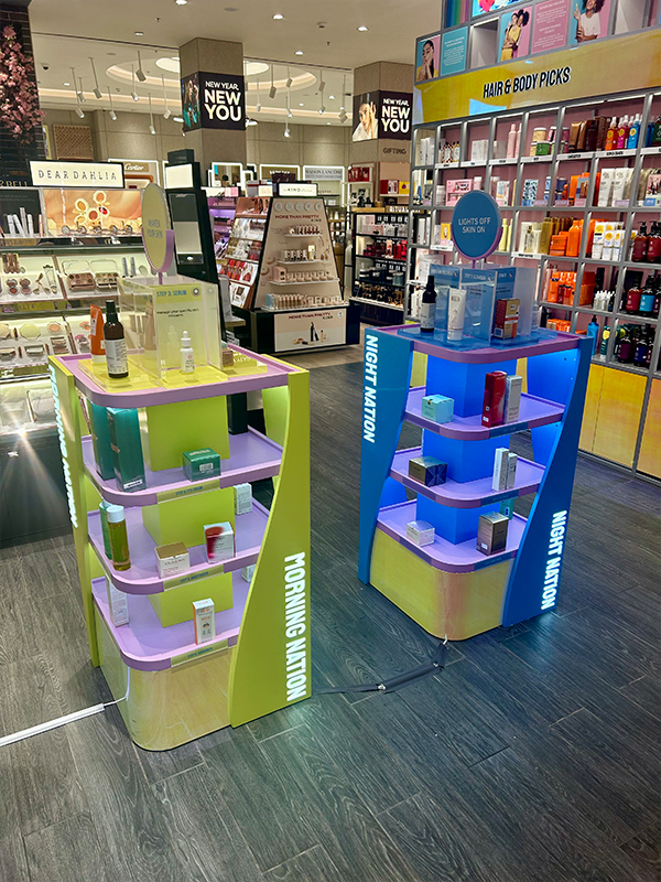 Custom-designed display stand for product visibility - by brandoption.ae