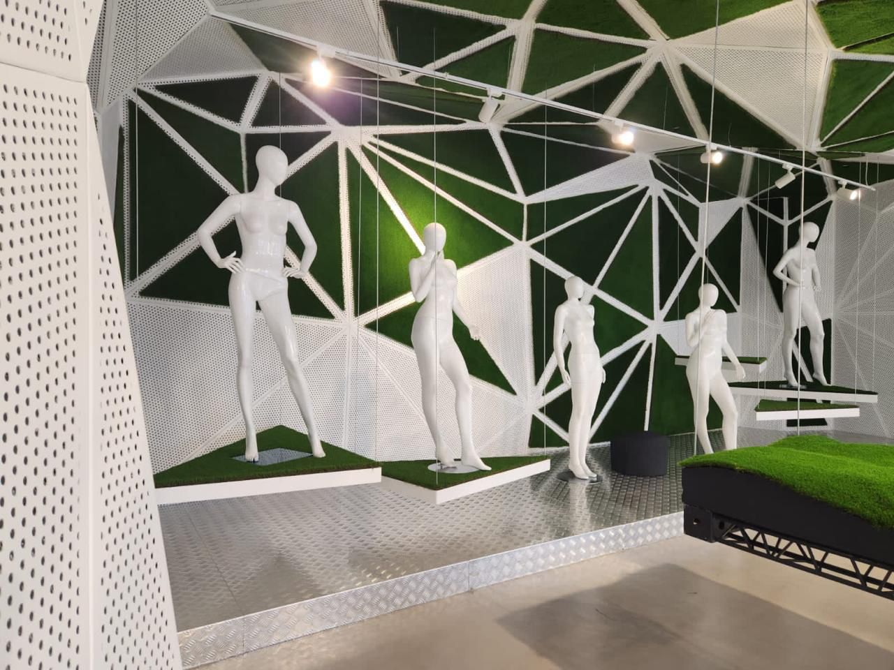 Fit-outs & Permanent Displays