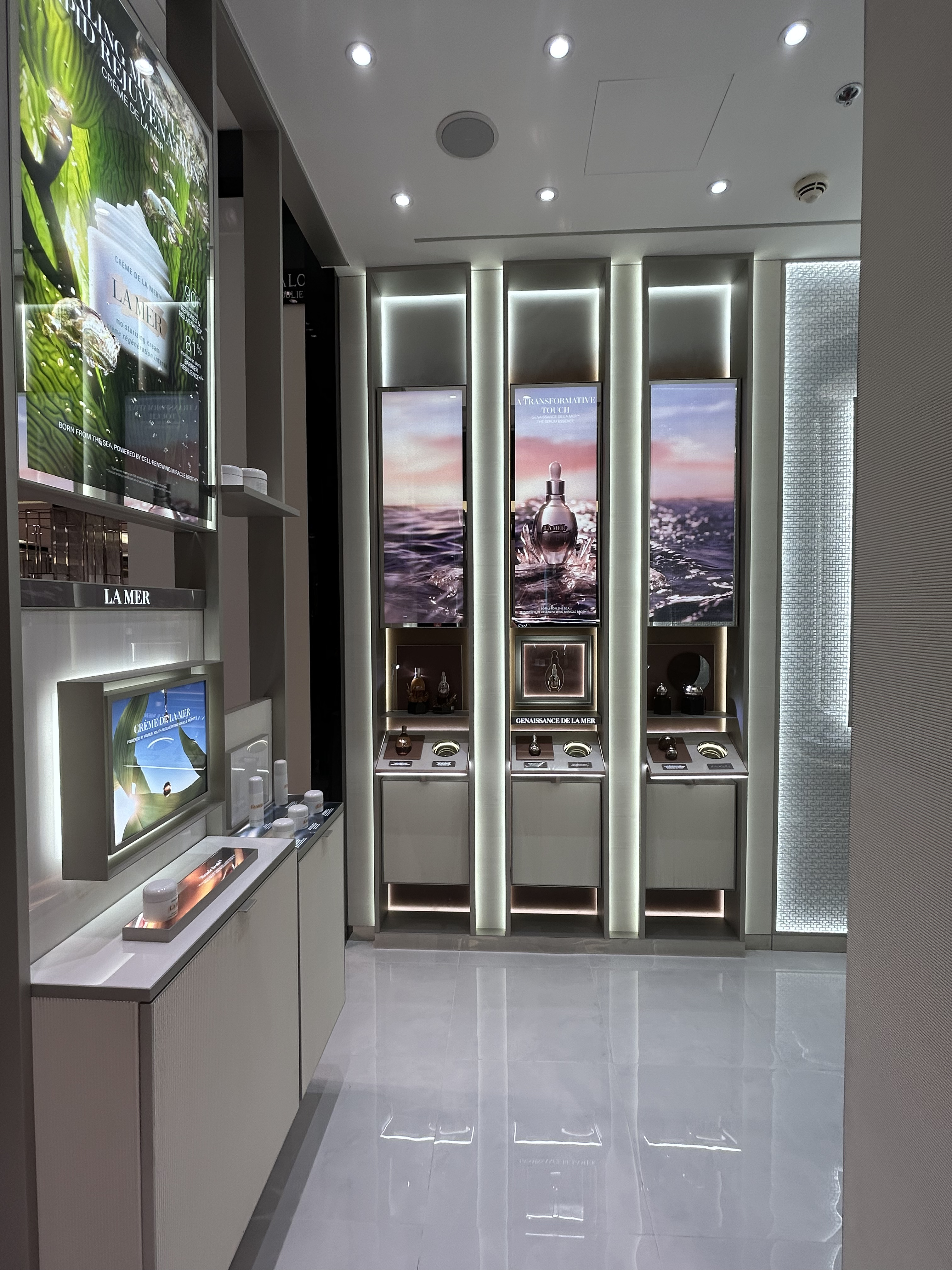 Fit-outs & Permanent Displays