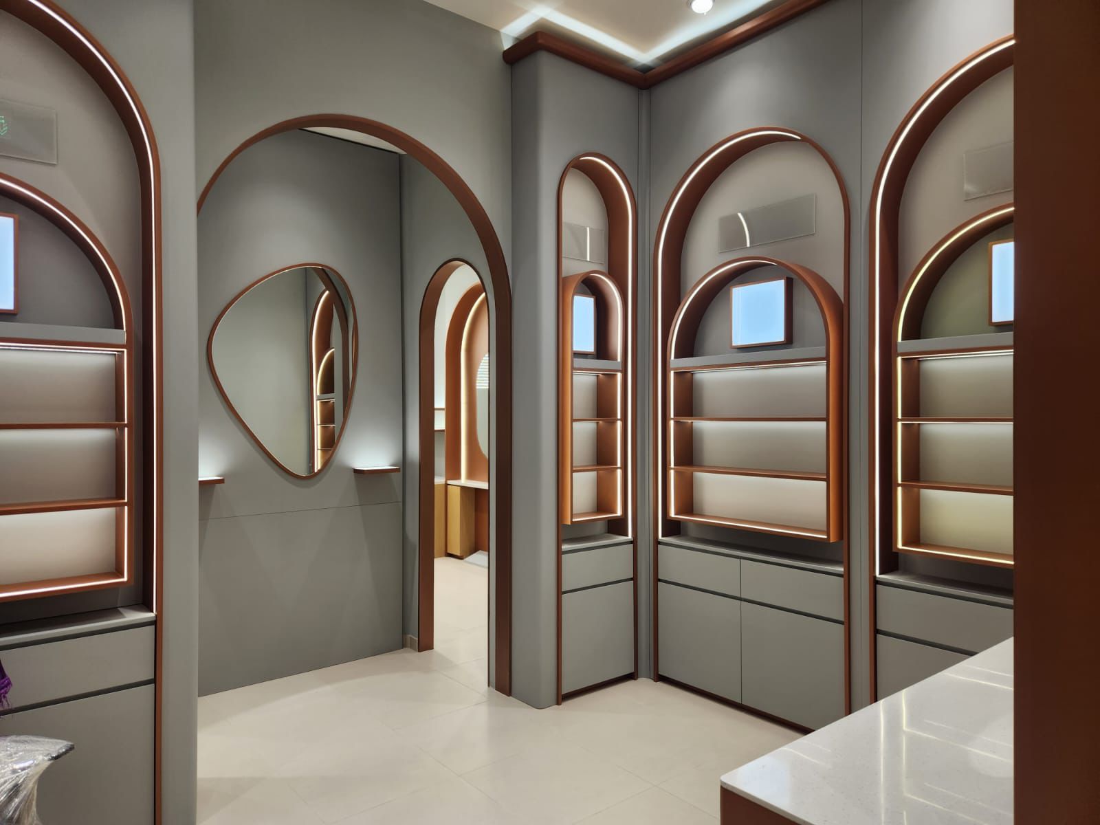 Fit-outs & Permanent Displays