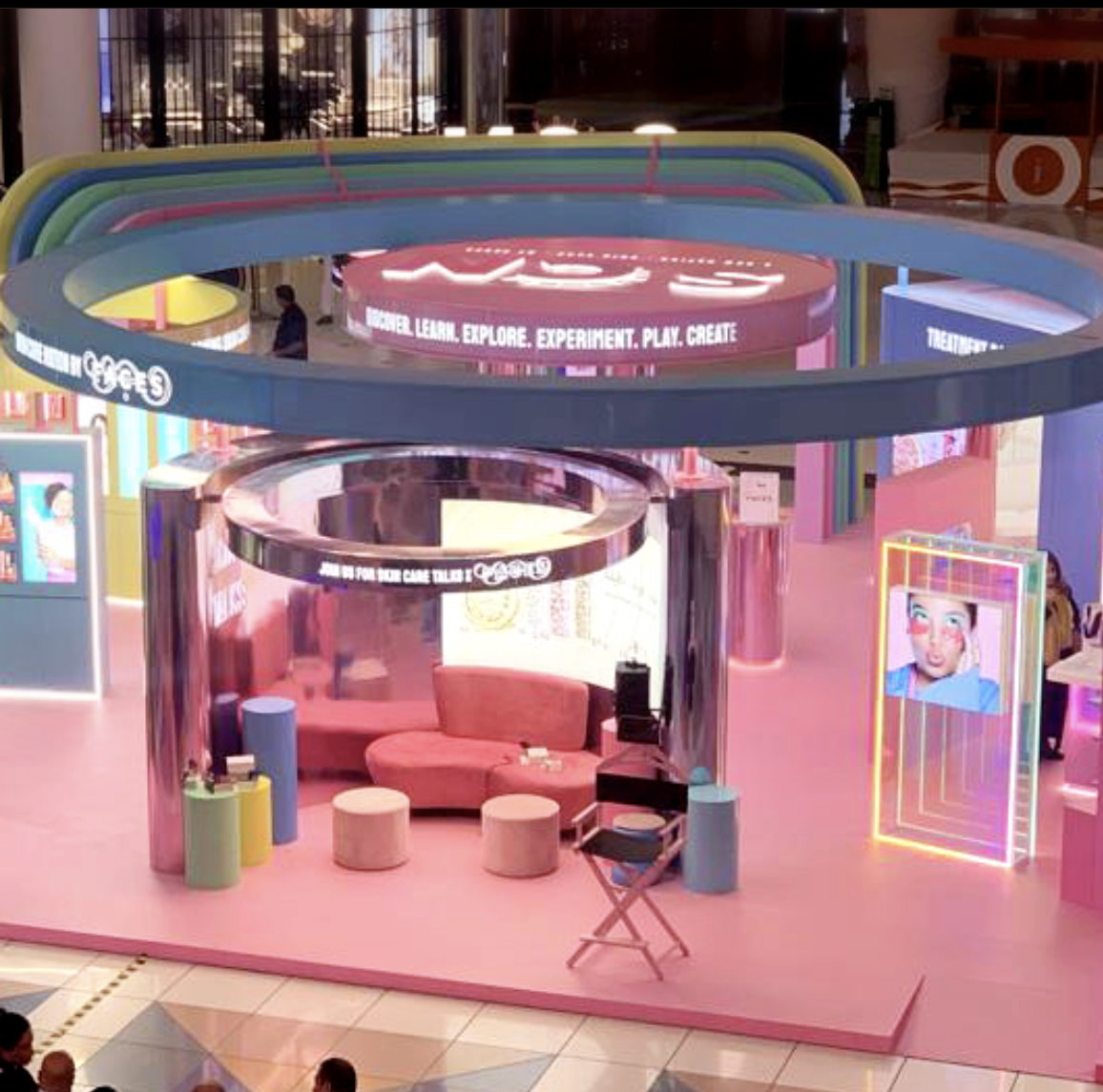 Kiosks/ pop ups