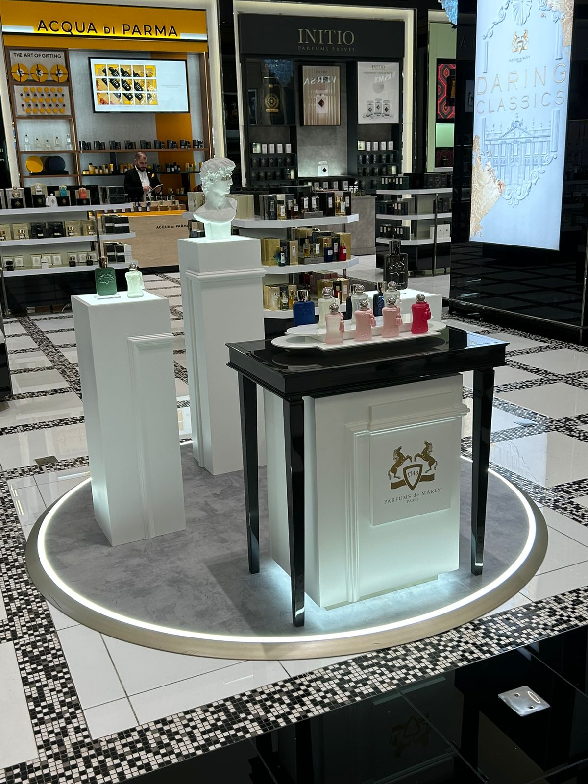 Kiosks/ pop ups