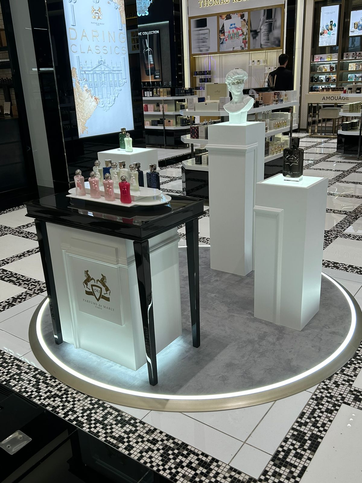 Kiosks/ pop ups