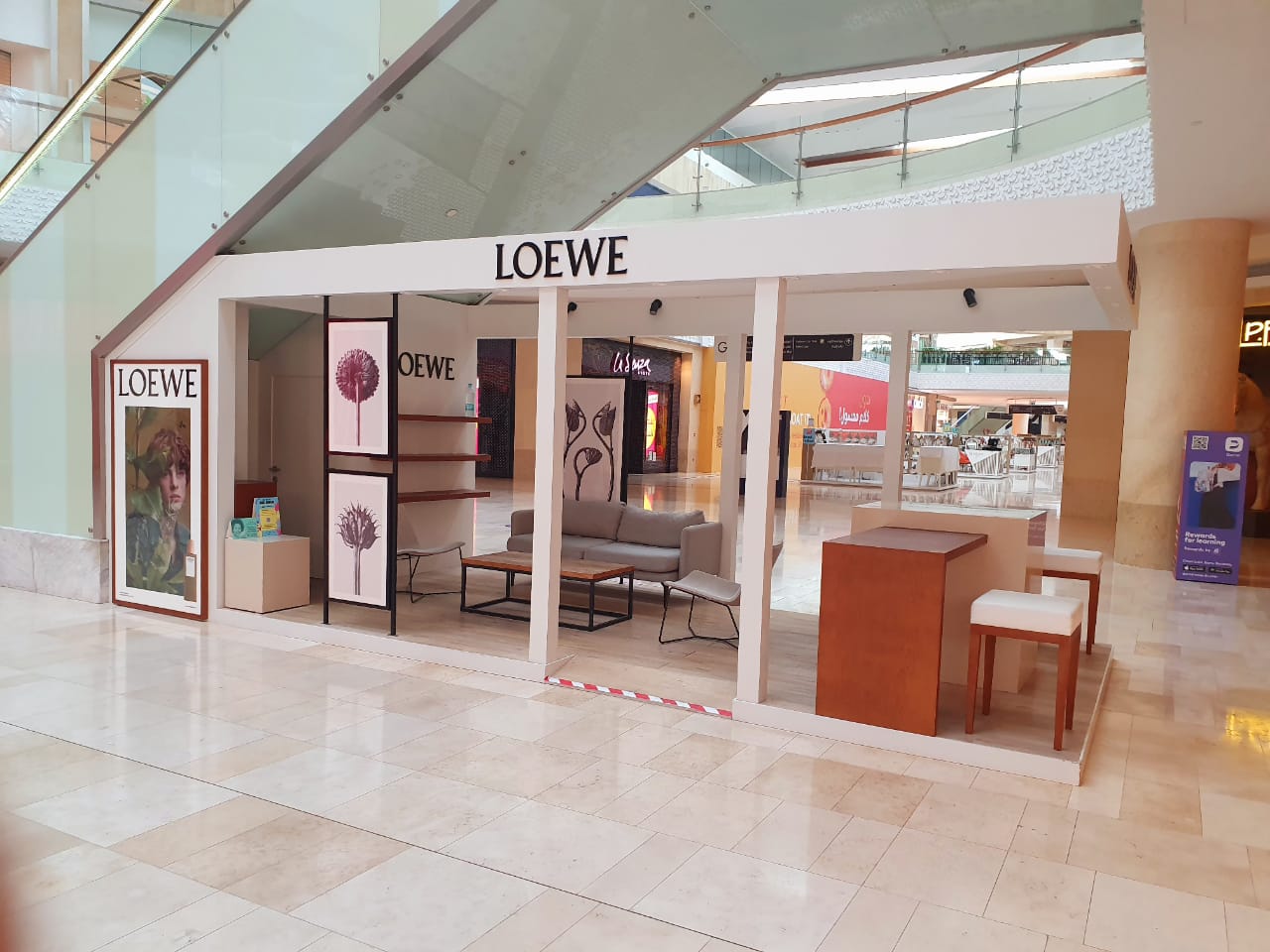 Kiosks/ pop ups