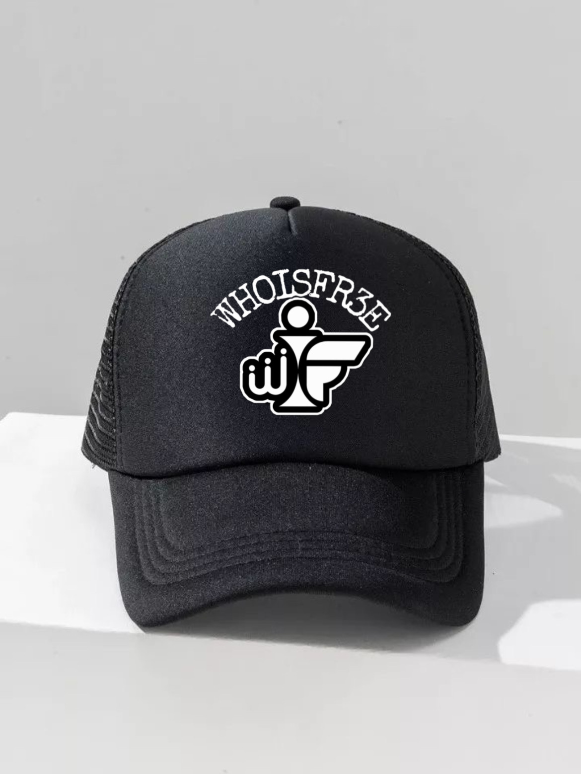 Caps