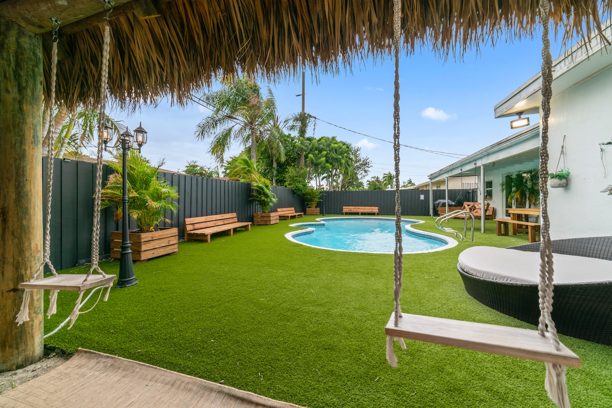 Casa Mayaimi | Pool | Tiki Hut | 10 min to Beach