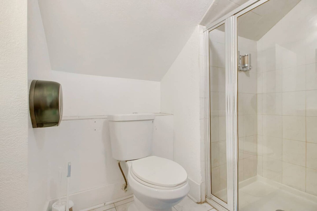 Bathroom #3