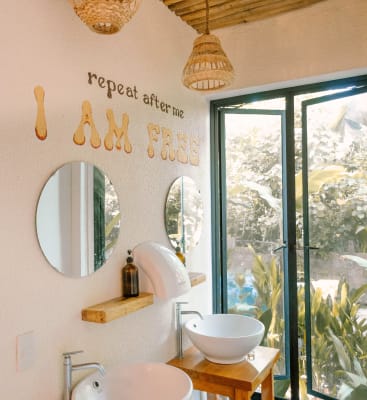 Happiness Hostel IAO 8 Beds room