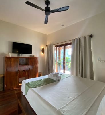 Deluxe Room with Balcony