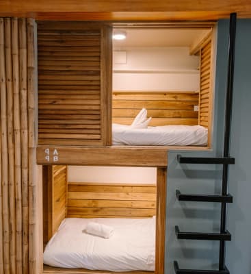 Mixed Dorm Room with 4 Beds
