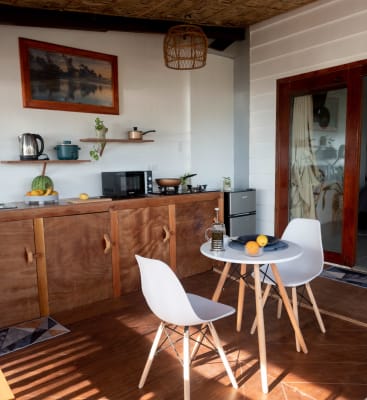 Deluxe Suite with Balcony and Kitchen