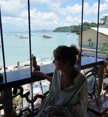 Happiness Hostel 6 beds room with balcony