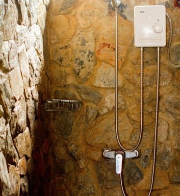 Happiness Hostel 2-Bed Dorm