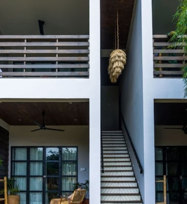 Gorgeous 4-Unit Villa Near Corong-Corong Beach