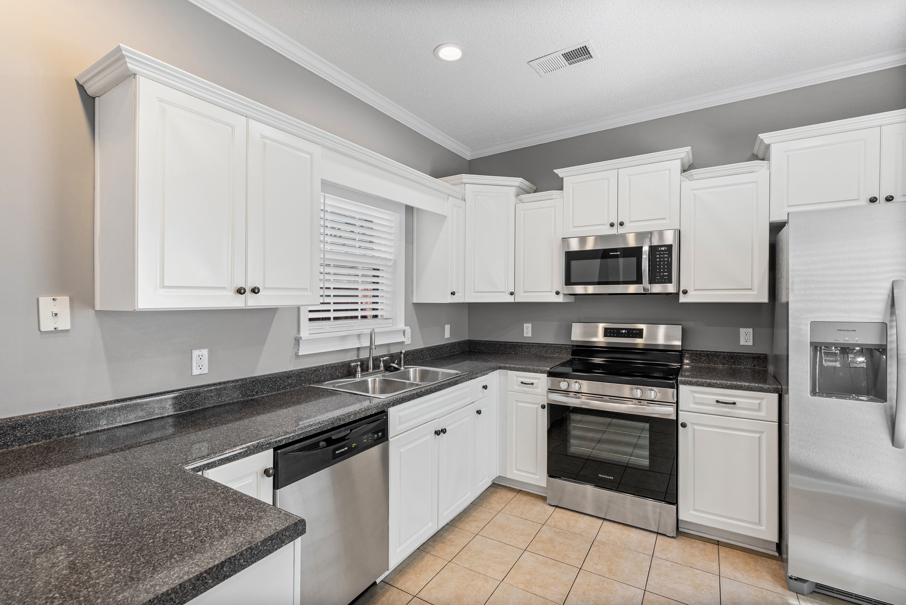 Image of 131 Greystone