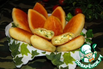 Рецепт: Пирожки с рисом, луком и яйцом