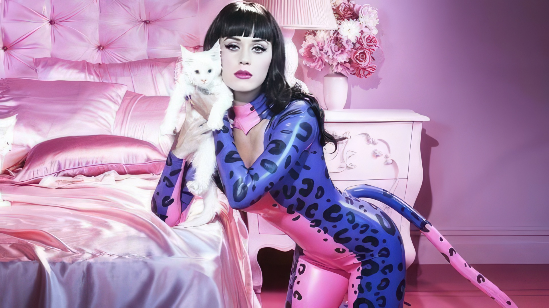 Фотосессия для рекламы аромата Meow by Katy Perry