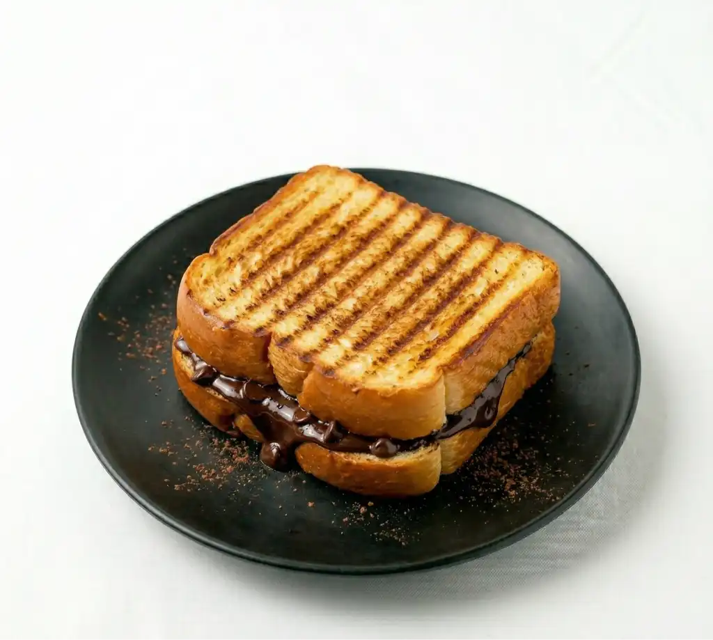 Chocolate grilled sandwich