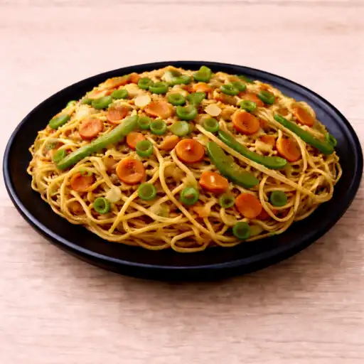 Half Veg Hakka Noodles |