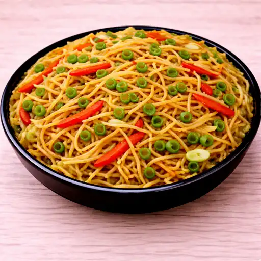 Full Veg Hakka Noddles |