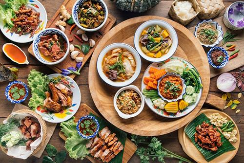 Nam Prik Goong Sot & Pak Boong Rad Ga-ti Sod: Khám phá ẩm thực Thái Lan đích thực! Nguồn ảnh: Yummy Thai